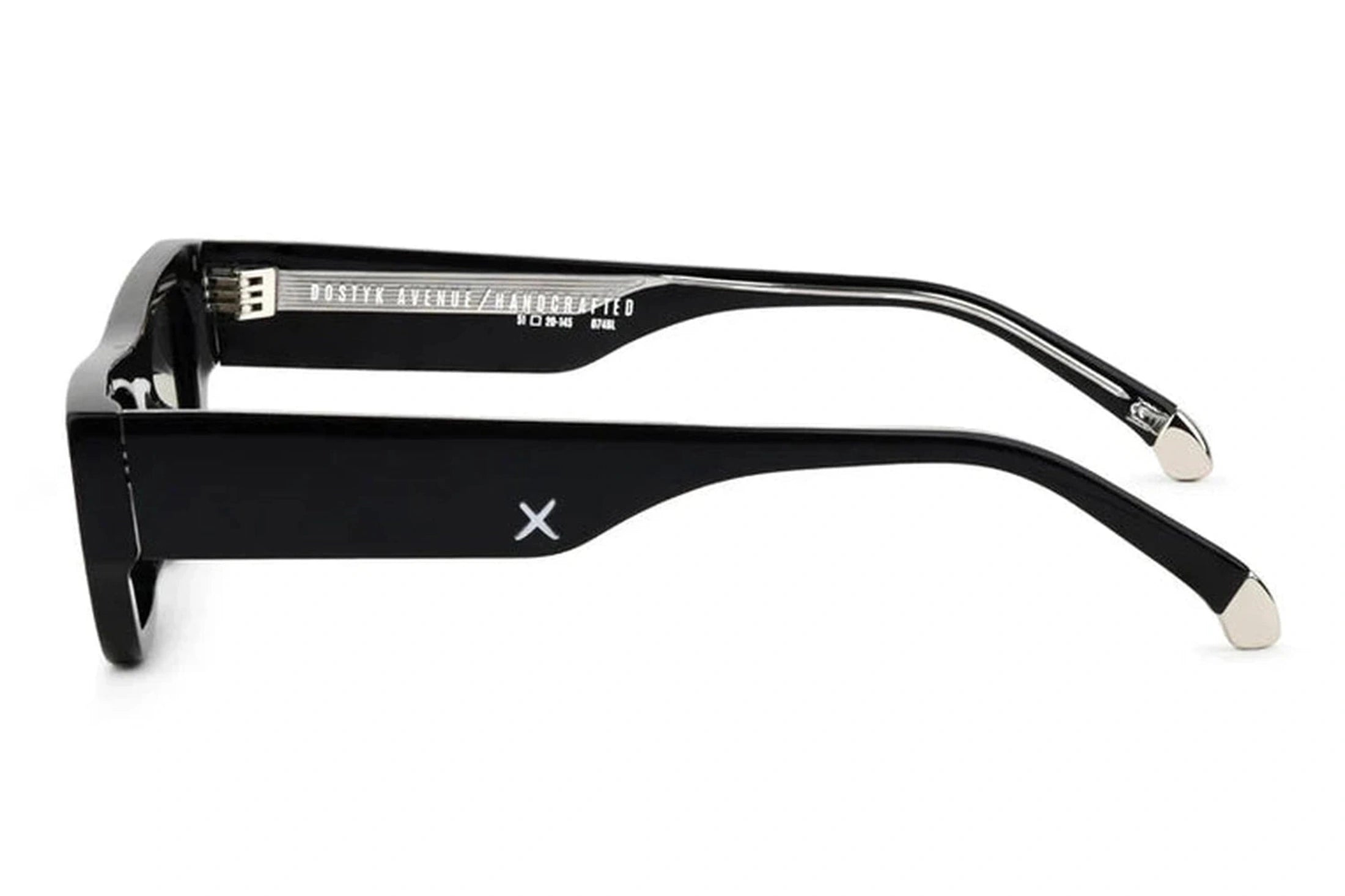 Dostyk Avenue Gloss Black