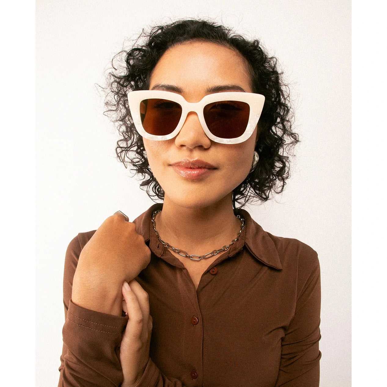 Fairfax & 3rd Cream Pearl