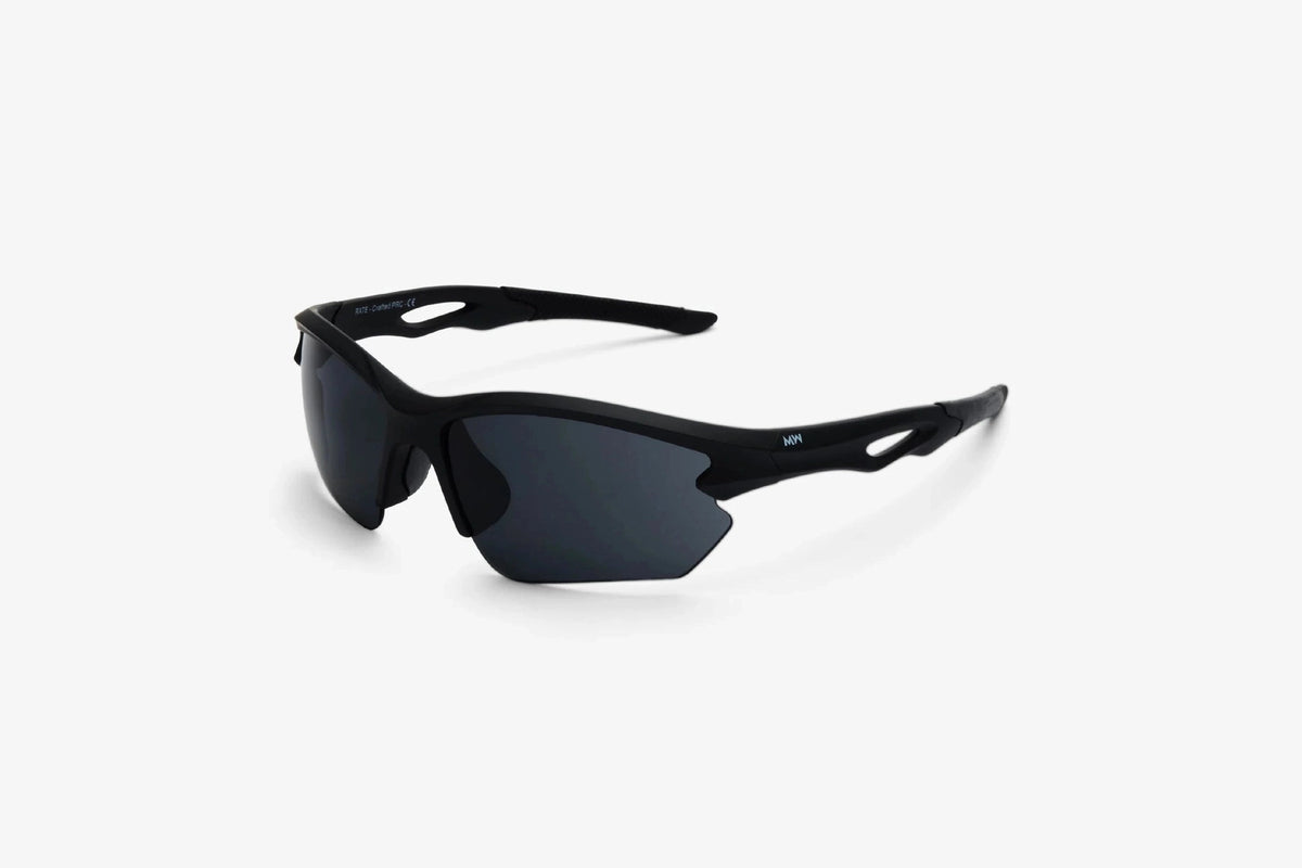 RATE Black Grey