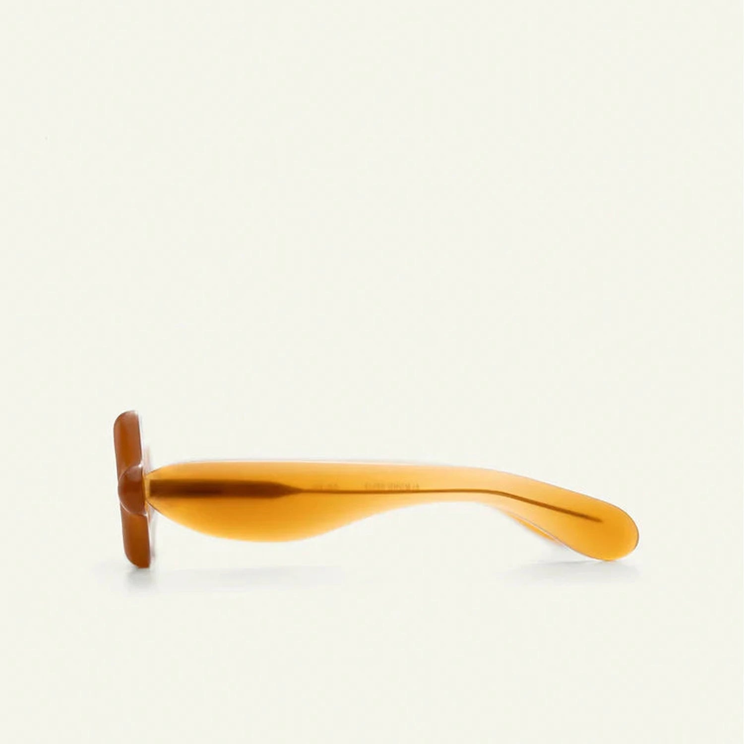 Pebble Almond Split SX