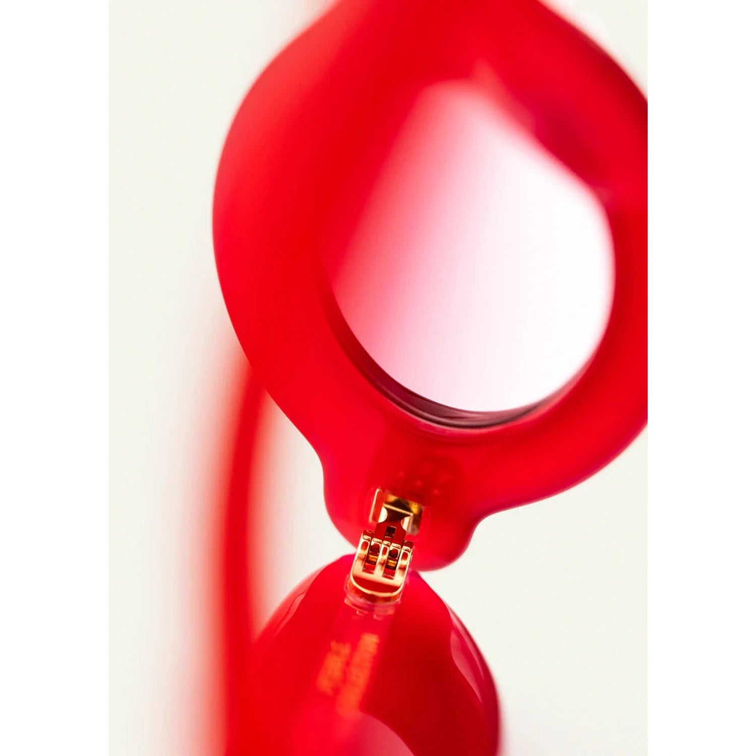 Pebble Velvet Rouge RX