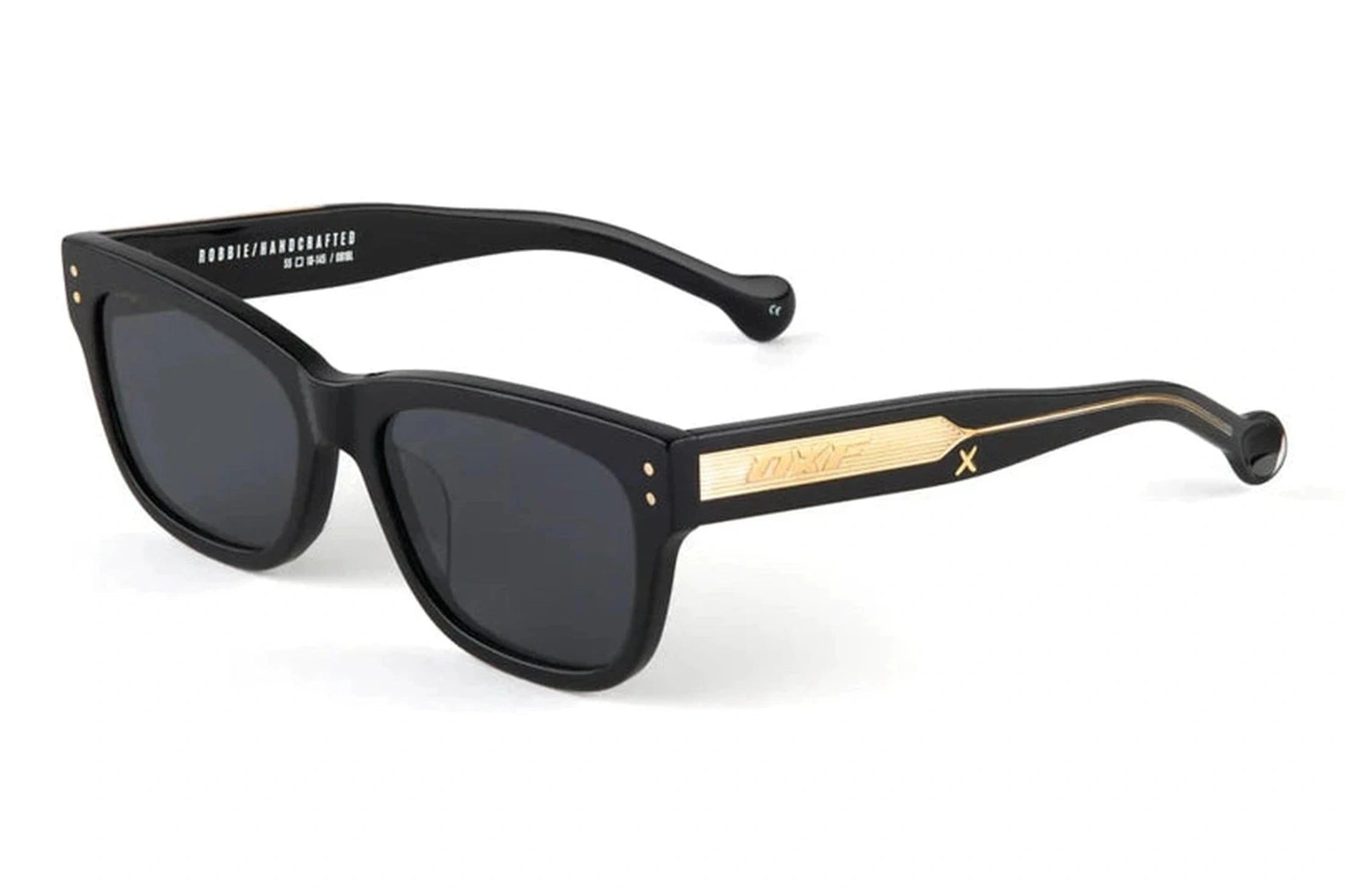 Robbie Gloss Black