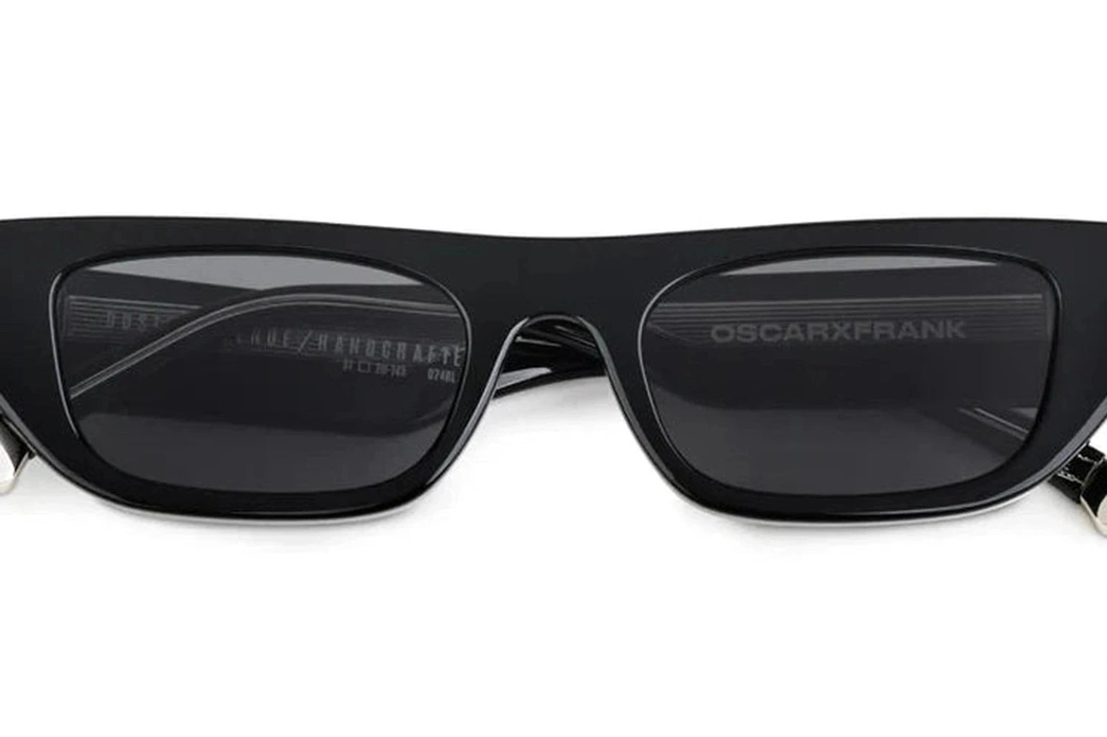Dostyk Avenue Gloss Black
