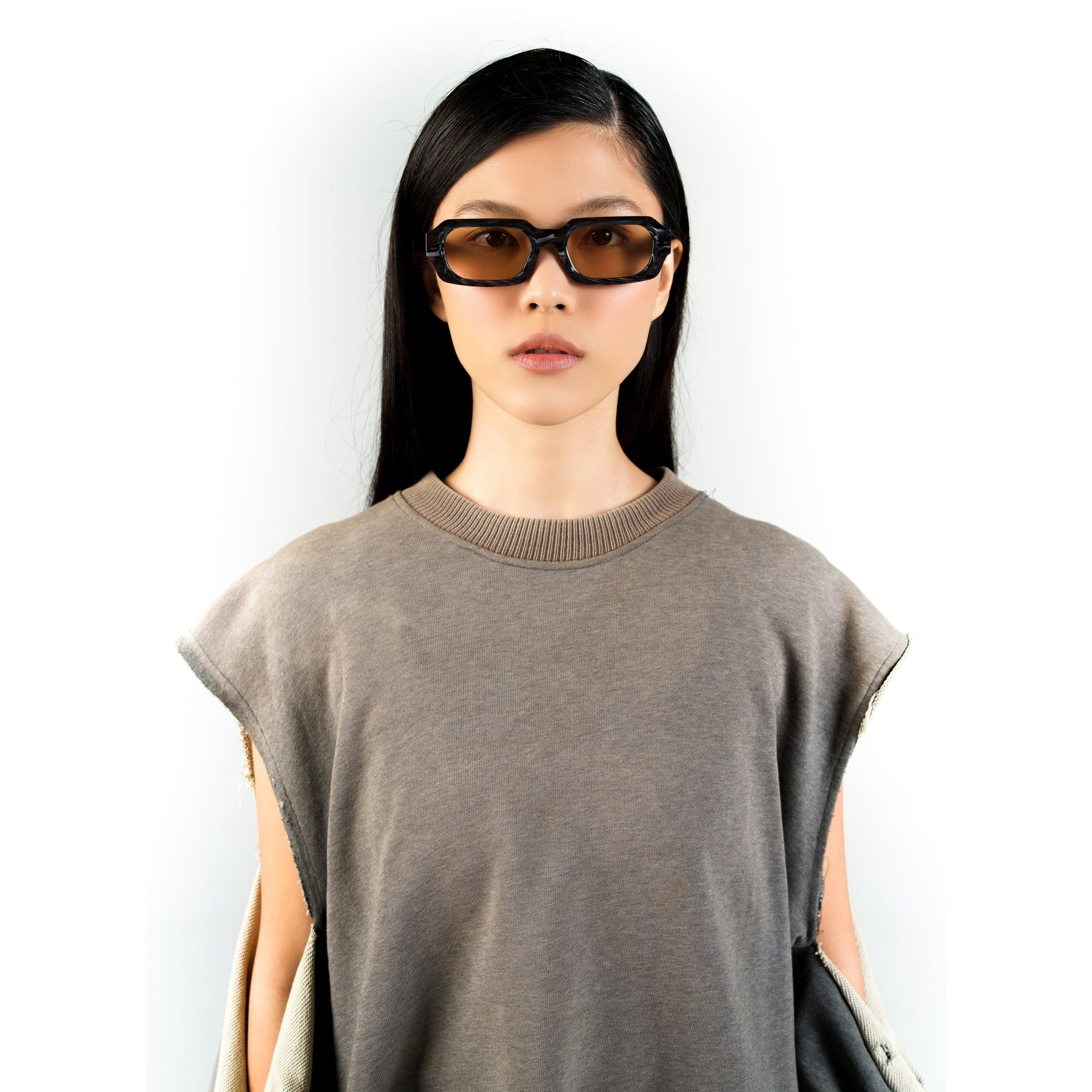 Naken Pearl Black / Cola Photochromic