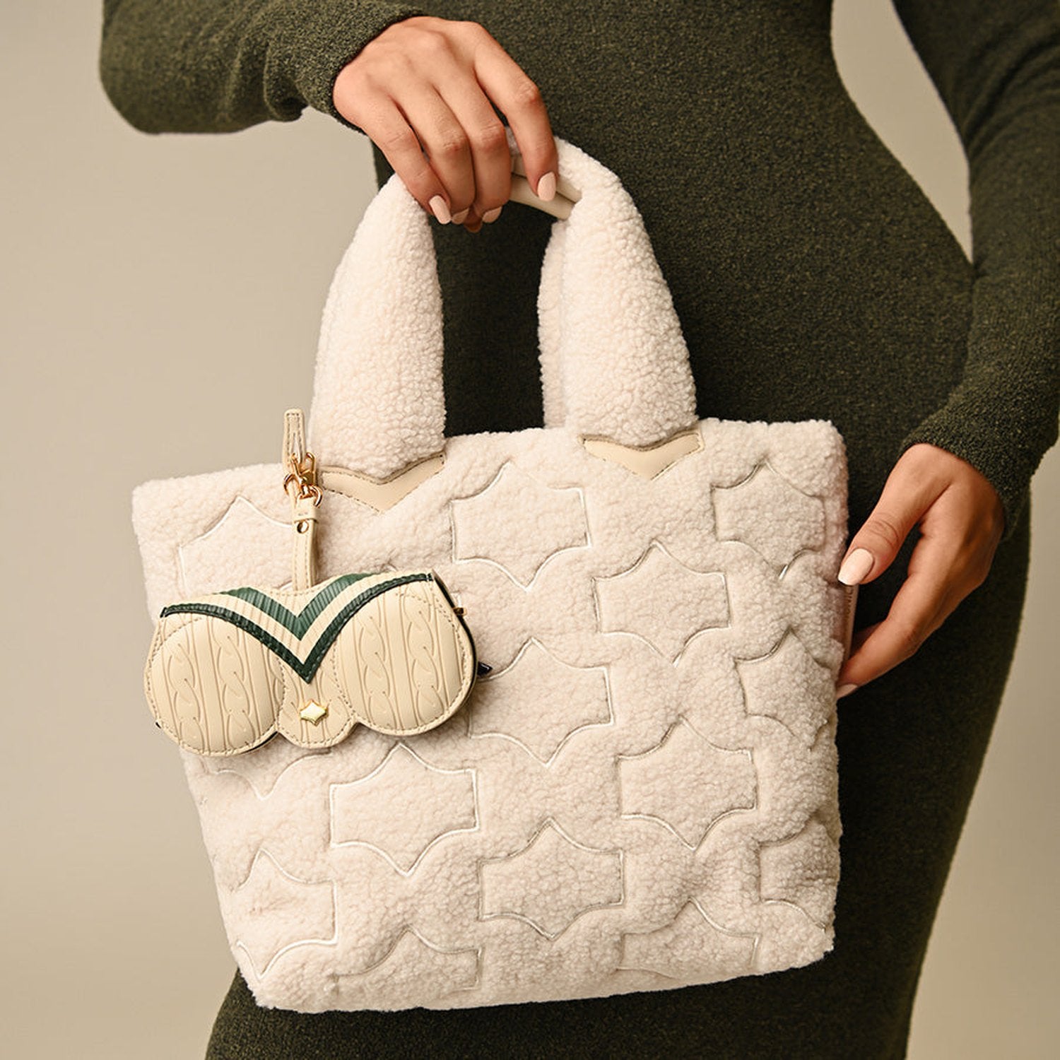 SunCover | Glasses Cover | Knit Sweater