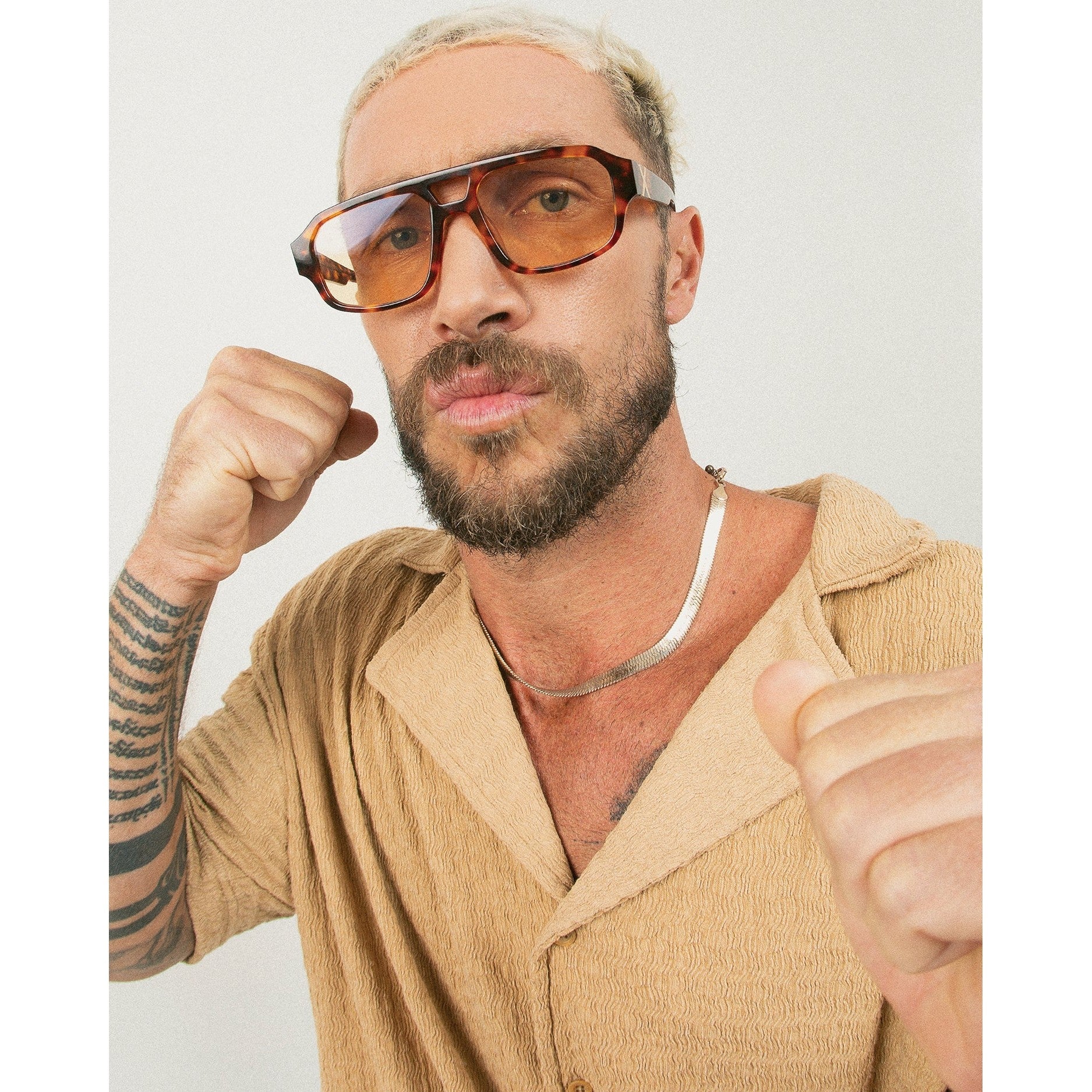 Makati Light Tort / Yellow Photochromic