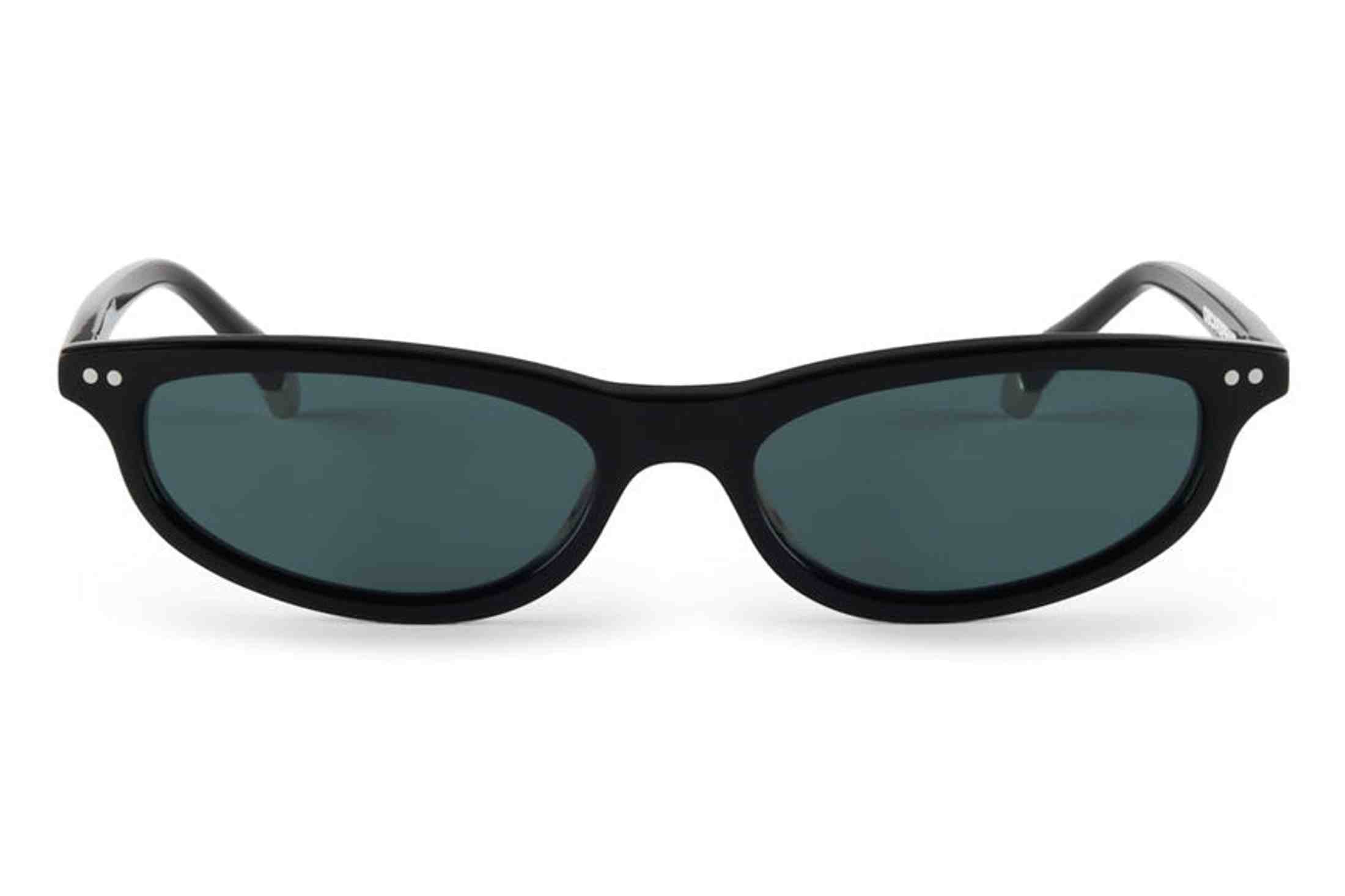 The Estate Gloss Black