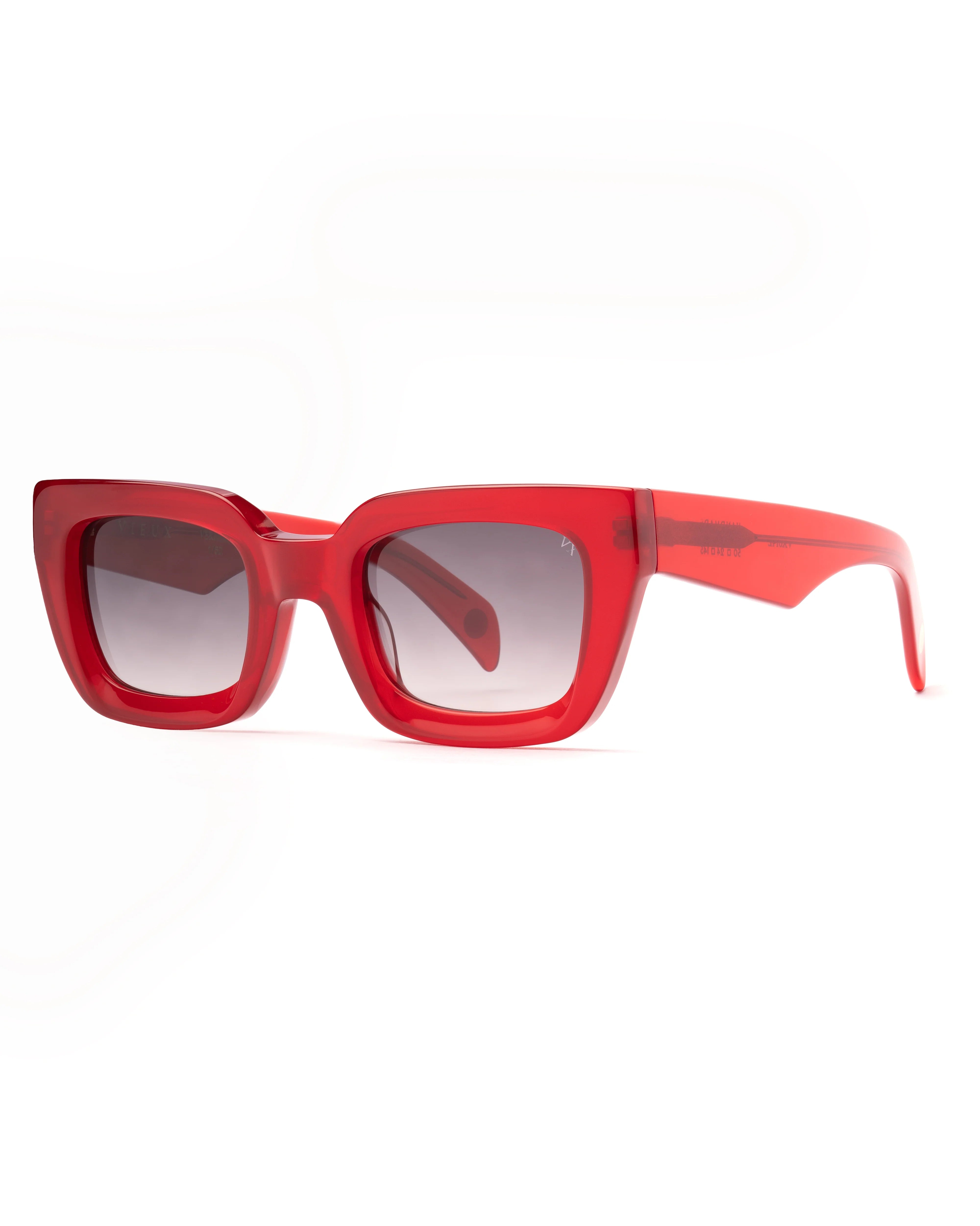 Versailles Crystal Cherry