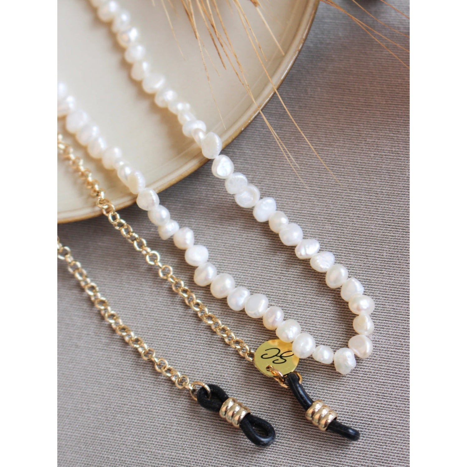 Pearl White Gold | Eye Glasses Chain
